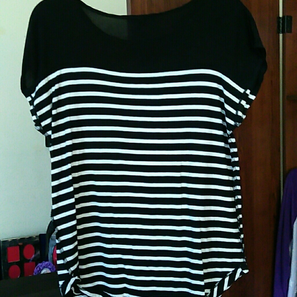 Forever 21 shirt